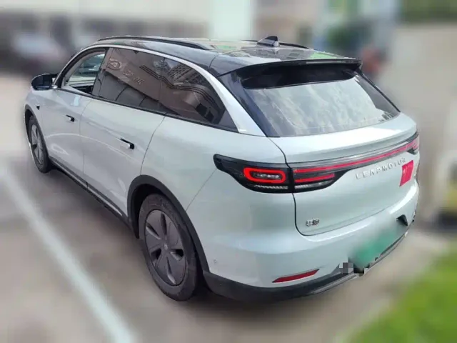 Leapmotor C11 — Фото автомобиля 6