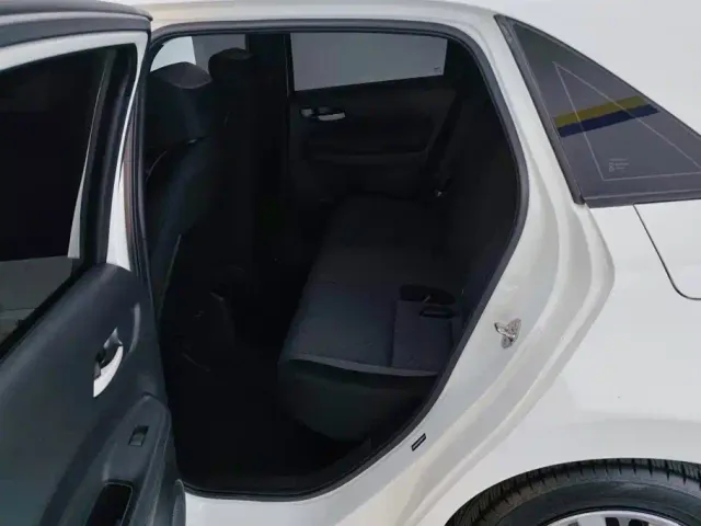 Honda Fit — Фото автомобиля 11
