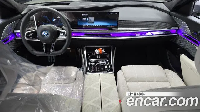 BMW 7-Series — Фото автомобиля 7