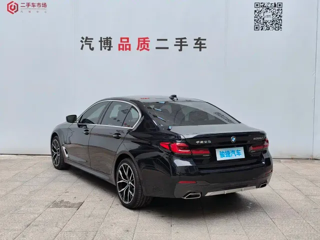 BMW 5 Series — Фото автомобиля 6