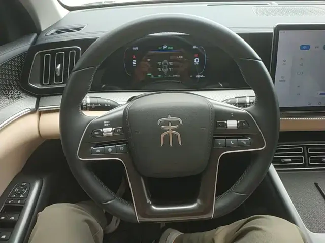 BYD Song Pro — Фото автомобиля 10