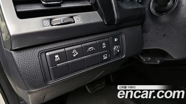 KG_Mobility_Ssangyong Rexton Новый Rexton Sport Дизель 2.2 4WD — Фото автомобиля 17