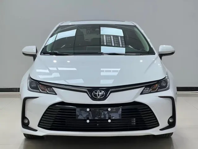 Toyota Corolla — Фото автомобиля 2