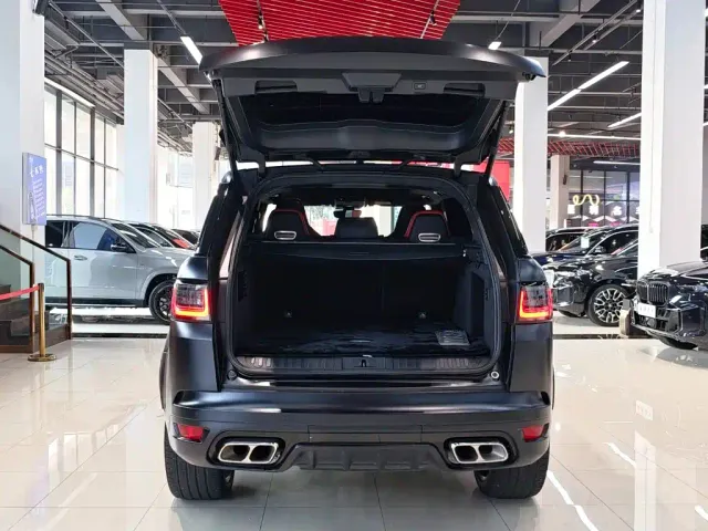 Land Rover Range Rover Sport — Фото автомобиля 8