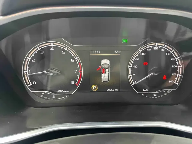 Geely Binyue 2021 1.4T DCT Diamond Edition — Фото автомобиля 10