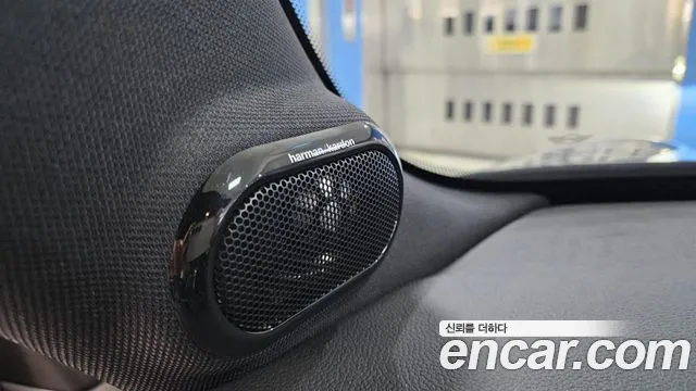 MINI Cooper Cooper Electric — Фото автомобиля 19