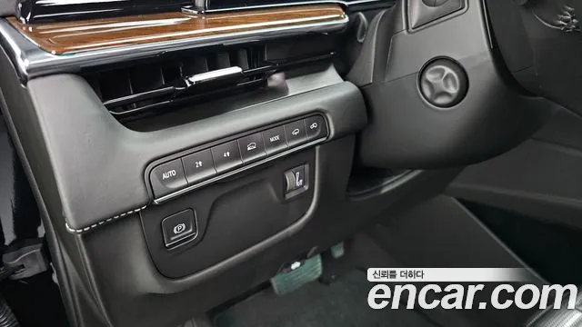 Cadillac Escalade Escalade 5 поколение — Фото автомобиля 23