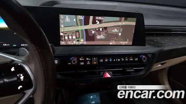 Kia K8 Hybrid — Фото автомобиля 14