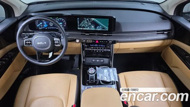 Kia Carnival Generation 4 — Фото автомобиля 10