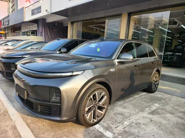Фотография автомобиля — Li Auto L7