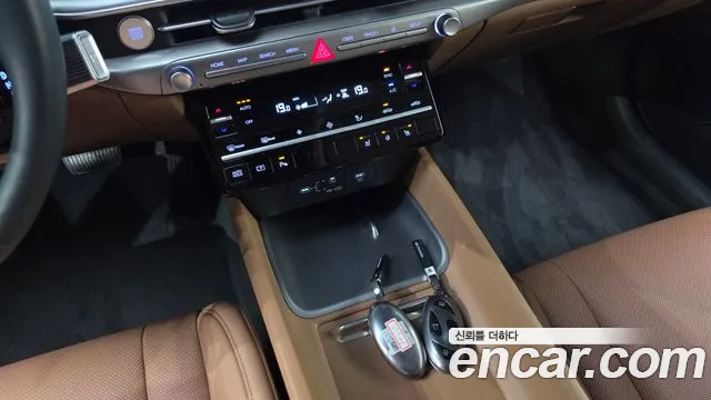 Hyundai Grandeur GN7 — Фото автомобиля 21
