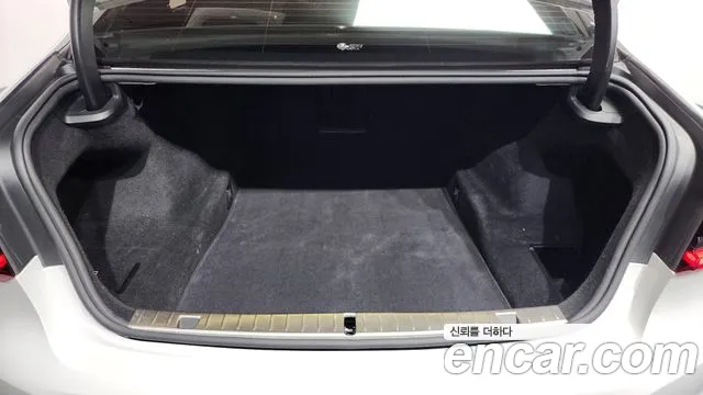 BMW 7 Series — Фото автомобиля 20