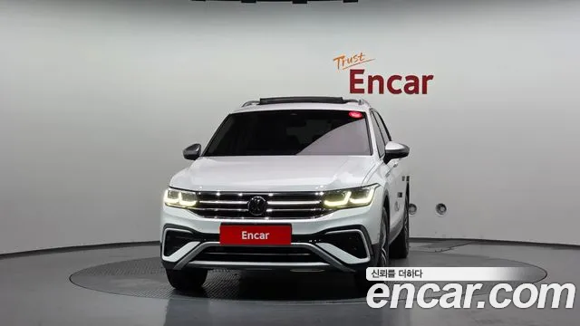 Volkswagen Tiguan — Фото автомобиля 3