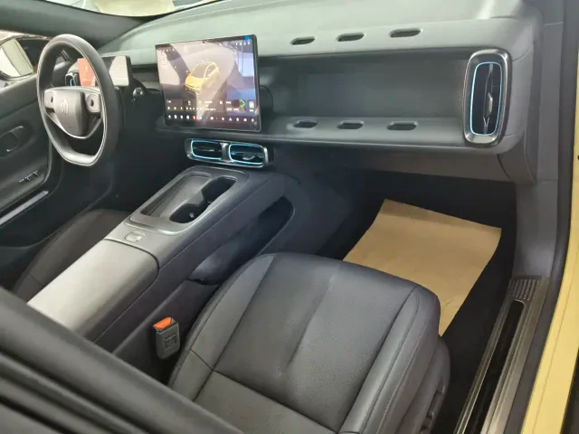 Leapmotor Lafa 5 — Фото автомобиля 14