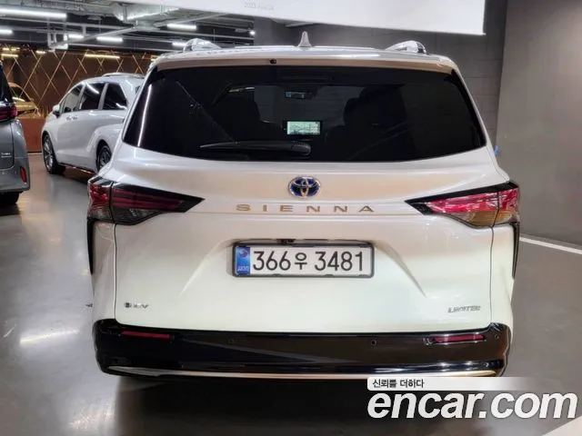 Toyota Sienna 4th Gen — Фото автомобиля 3