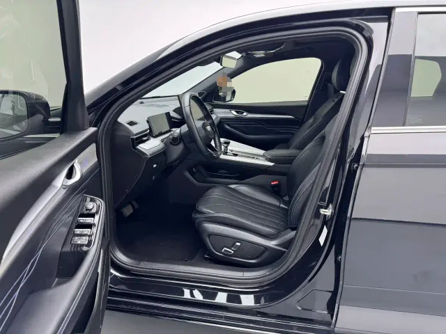 Geely Xingrui — Фото автомобиля 11