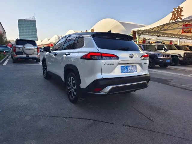 Toyota Frontlander — Фото автомобиля 6