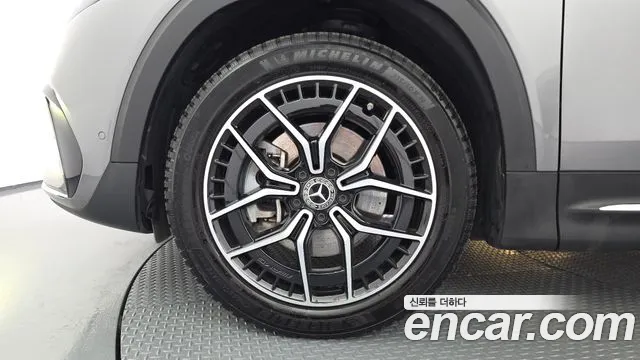 Mercedes-Benz EQB X243 — Фото автомобиля 5