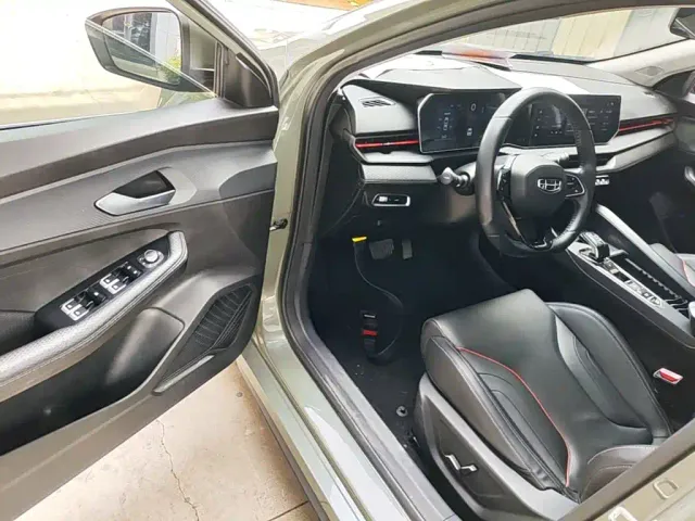 Geely Binrui — Фото автомобиля 15