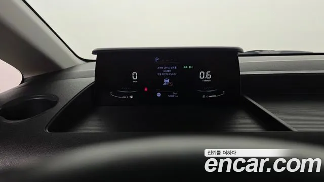 Hyundai Staria Staria — Фото автомобиля 3