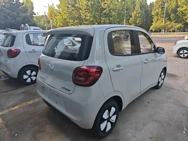 Wuling Hongguang Mini EV — Фото автомобиля 6