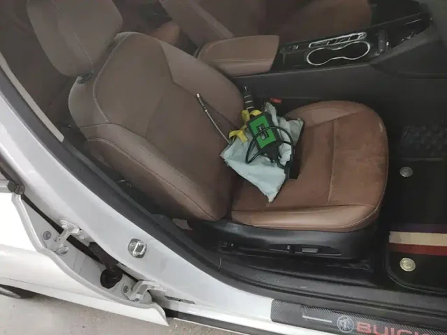 Buick Regal — Фото автомобиля 24
