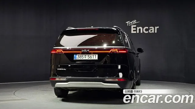 Kia Canival Carnival 4 поколение 9 мест Prestige — Фото автомобиля 4