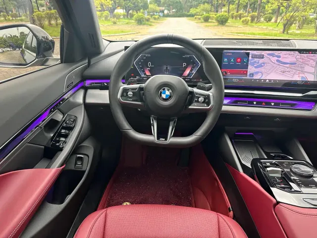BMW 5 Series — Фото автомобиля 19