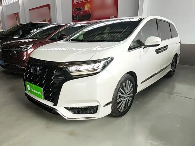 Фотография автомобиля — Honda Elysion