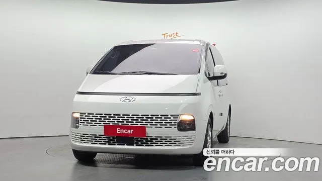 Hyundai Staria Staria Карго 5 мест — Фото автомобиля 3