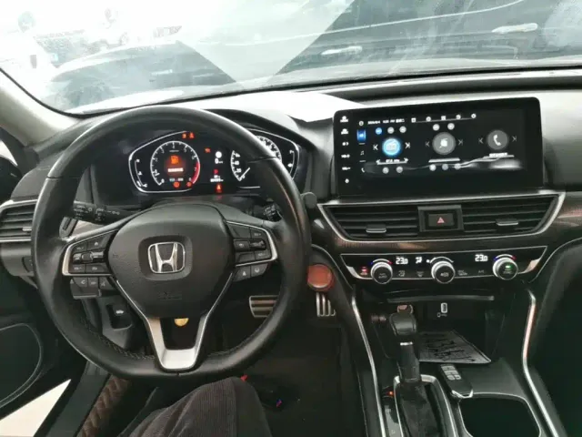 Honda Accord — Фото автомобиля 5