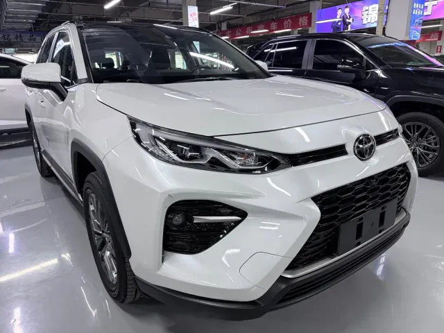 Toyota Wildlander — Фото автомобиля 3