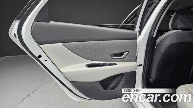 Hyundai Avante CN7 — Фото автомобиля 14