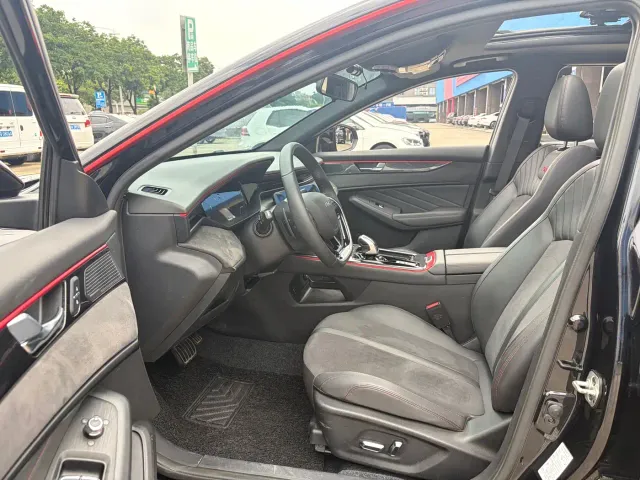 Dongfeng Yixuan MAX — Фото автомобиля 15
