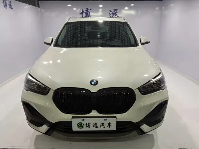 BMW X1 — Фото автомобиля 2