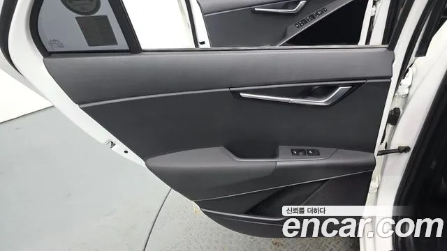 Kia Niro The All New Niro — Фото автомобиля 14