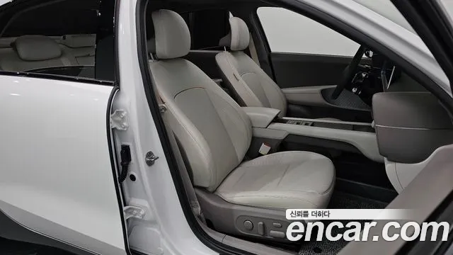Hyundai Ioniq 6 — Фото автомобиля 16