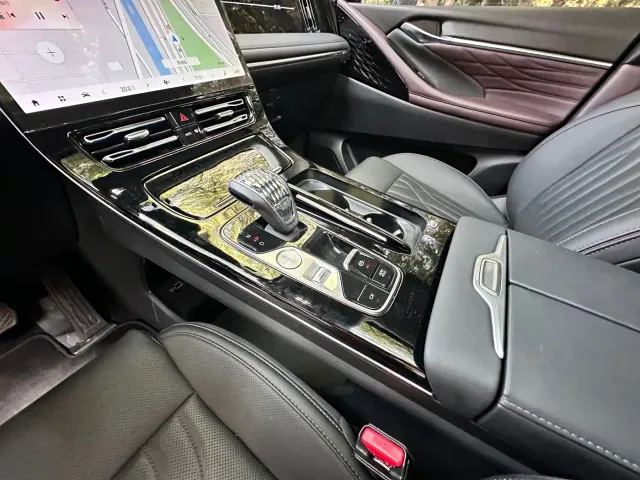 GAC Trumpchi M8 — Фото автомобиля 7