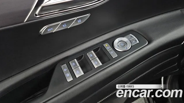 Genesis GV80 — Фото автомобиля 29