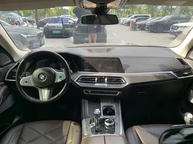 BMW X5 — Фото автомобиля 6