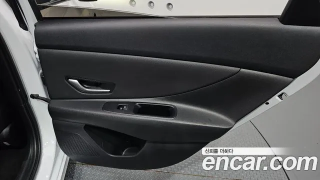 Hyundai Avante CN7 — Фото автомобиля 24