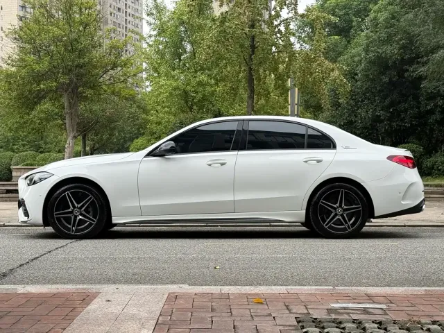 Mercedes-Benz C-Class — Фото автомобиля 4