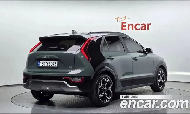 Kia Niro The All New Niro Signature — Фото автомобиля 2