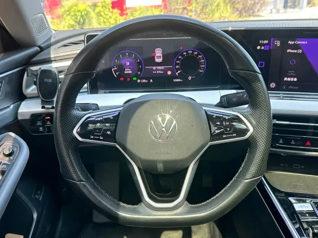 Volkswagen Lamando — Фото автомобиля 8