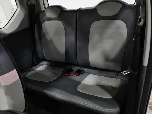 Wuling Hongguang Mini EV — Фото автомобиля 15