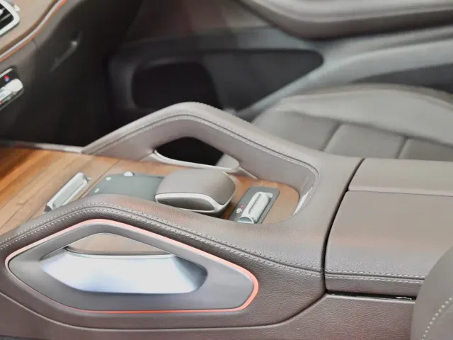 Mercedes-Benz GLE-Class — Фото автомобиля 17