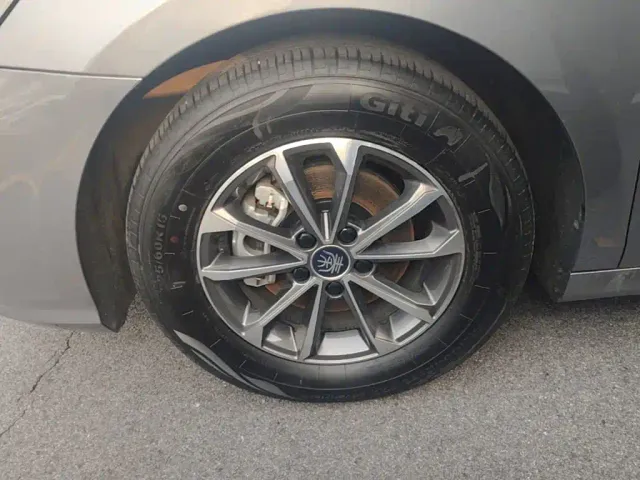 BYD Qin PLUS — Фото автомобиля 22
