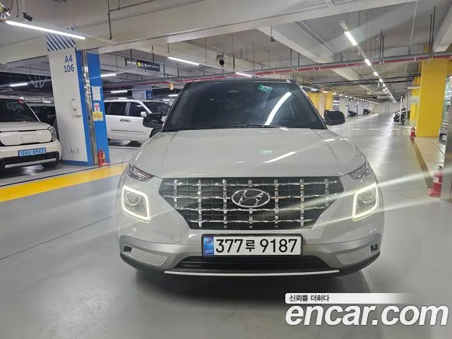 Фотография автомобиля — Hyundai Venue