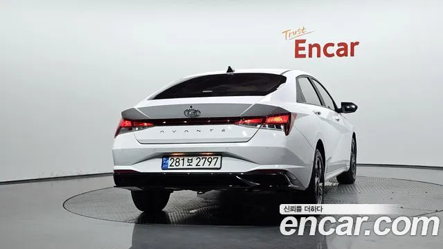 Hyundai AVANTE Avante (CN7) — Фото автомобиля 4