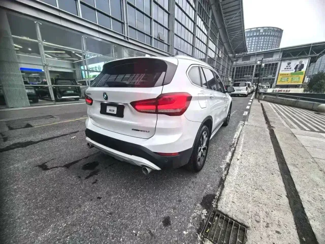 BMW X1 — Фото автомобиля 6